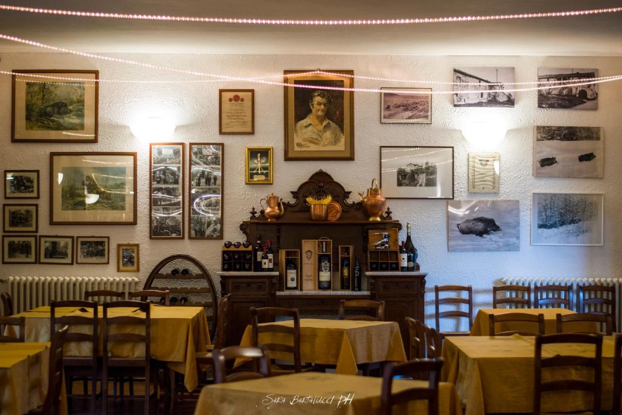 Albergo Ristorante Da Vestro Monticiano Kültér fotó