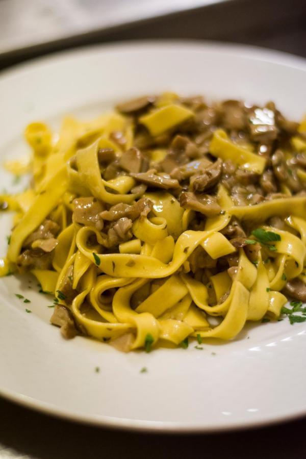 Albergo Ristorante Da Vestro Monticiano Kültér fotó