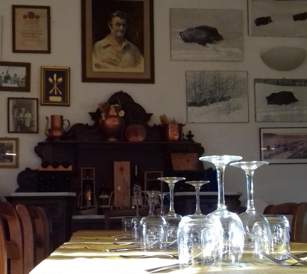Albergo Ristorante Da Vestro Monticiano Kültér fotó