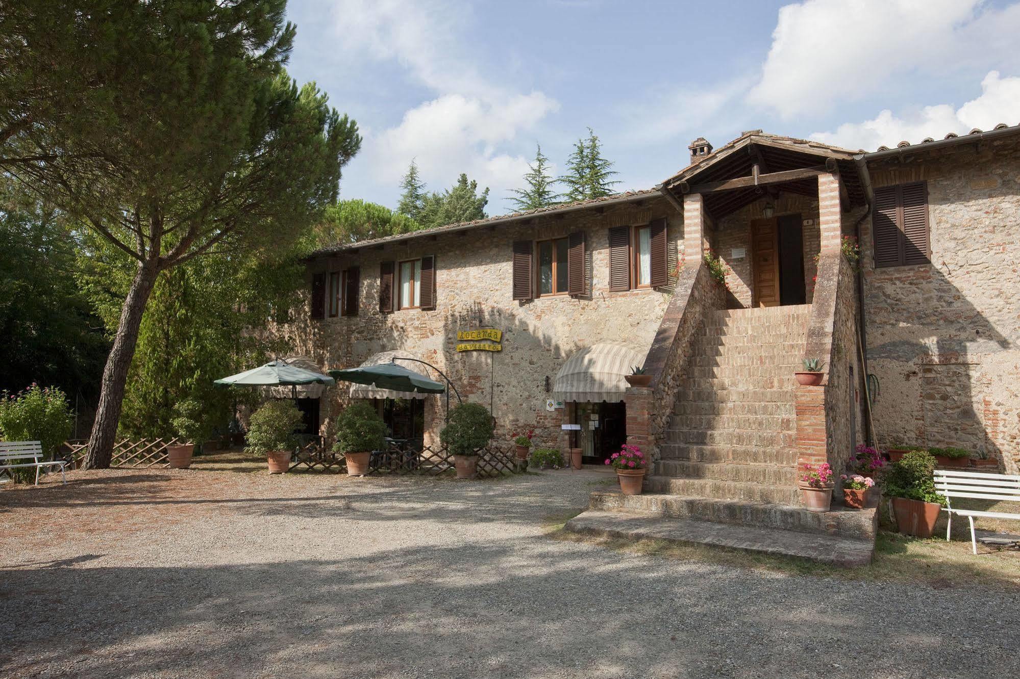 Albergo Ristorante Da Vestro Monticiano Kültér fotó