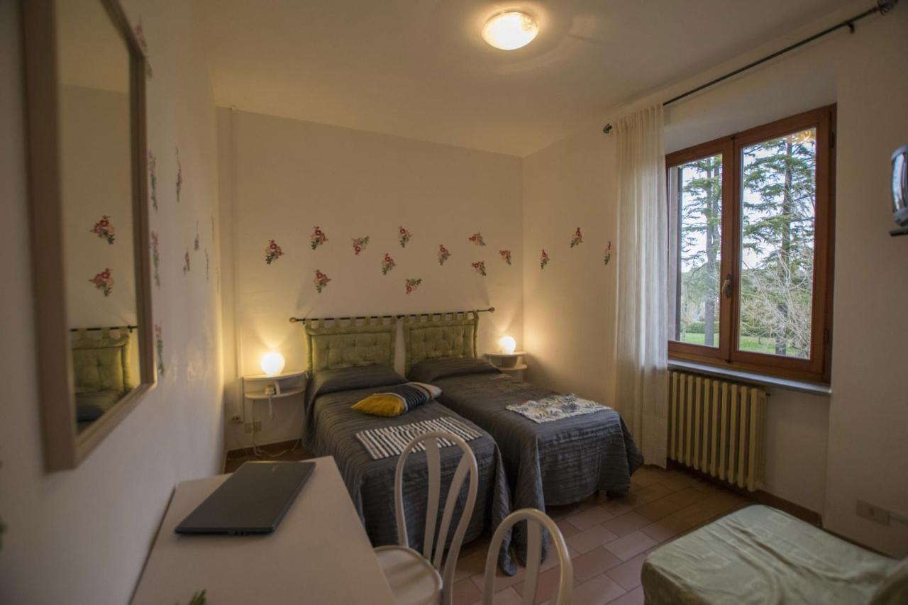 Albergo Ristorante Da Vestro Monticiano Kültér fotó