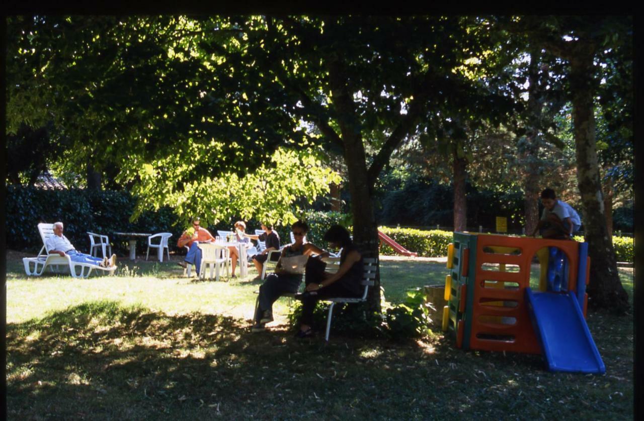 Albergo Ristorante Da Vestro Monticiano Kültér fotó