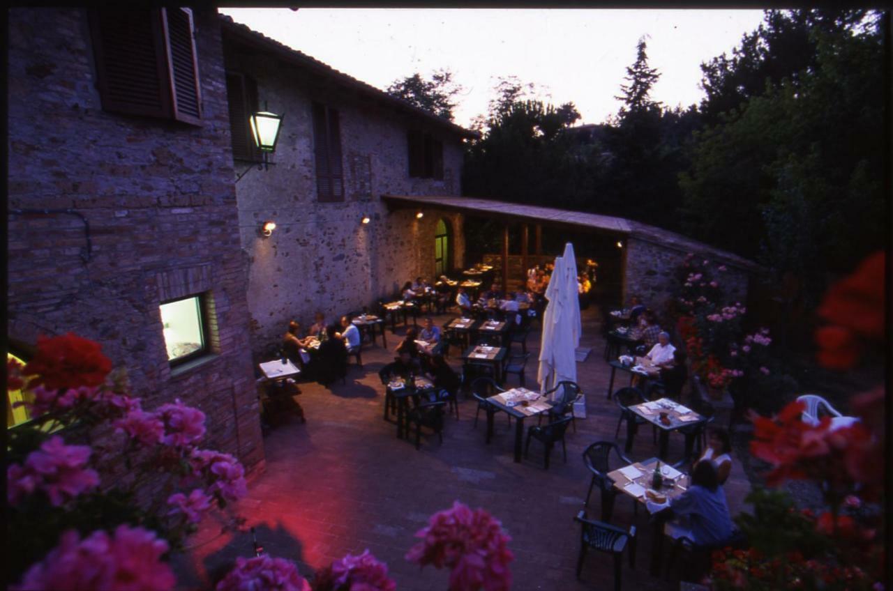 Albergo Ristorante Da Vestro Monticiano Kültér fotó